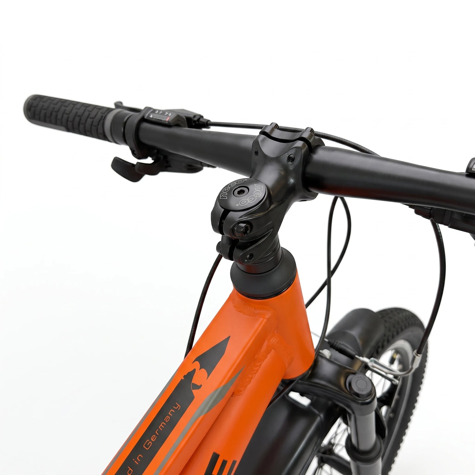 Berlin Bike MTB1 Kids Bike 20 Inch cockpit detail orange