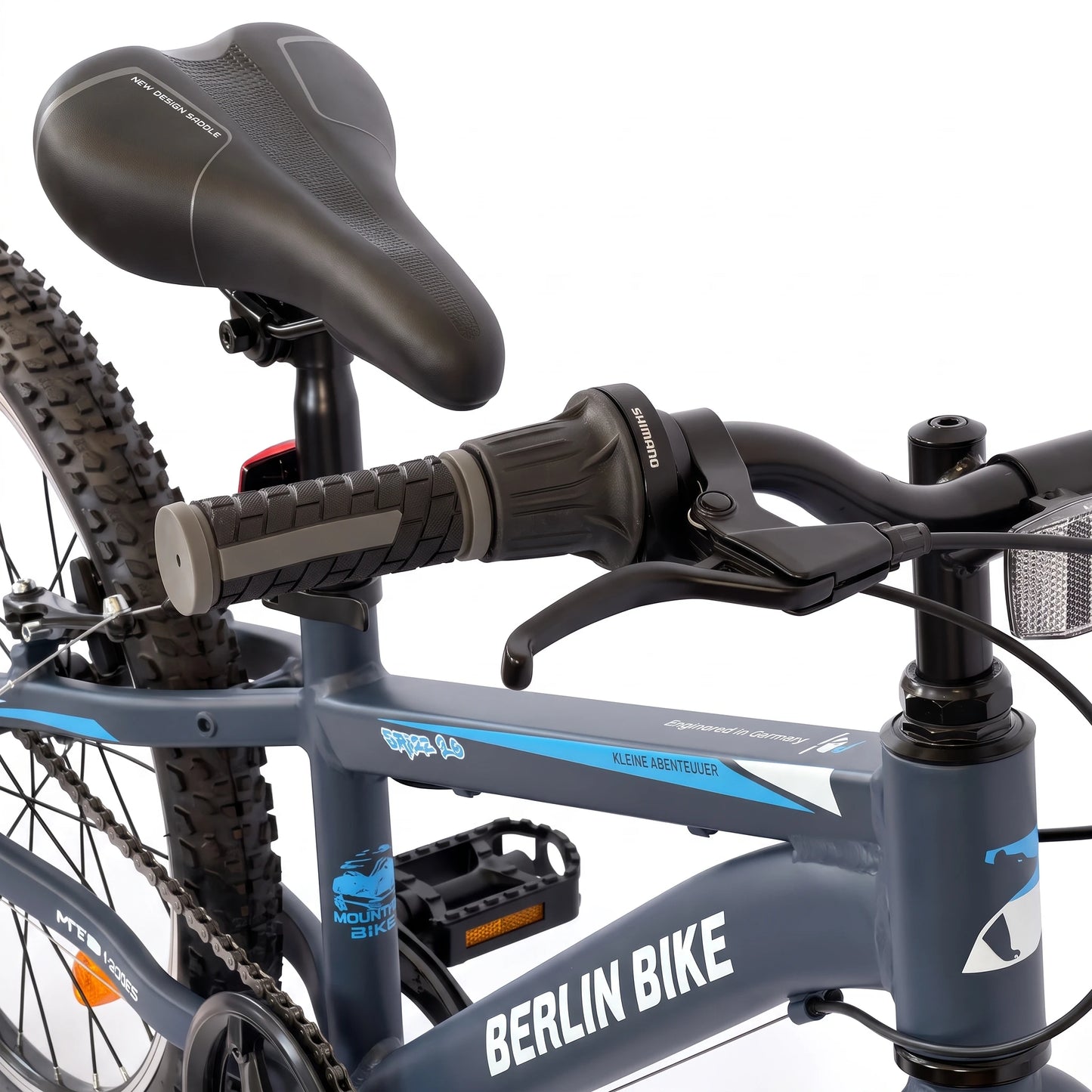Berlin Bike Grizz Kids Bike 20 Inch brake lever and saddle detail blue