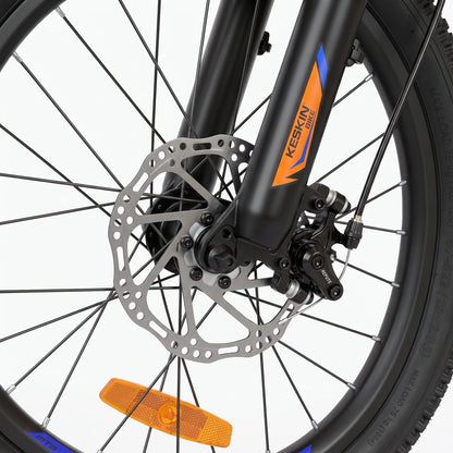 Keskin E-Bike MTB1 vélo tout-terrain pour enfants 20 pouces, détail du frein à disque avant, orange