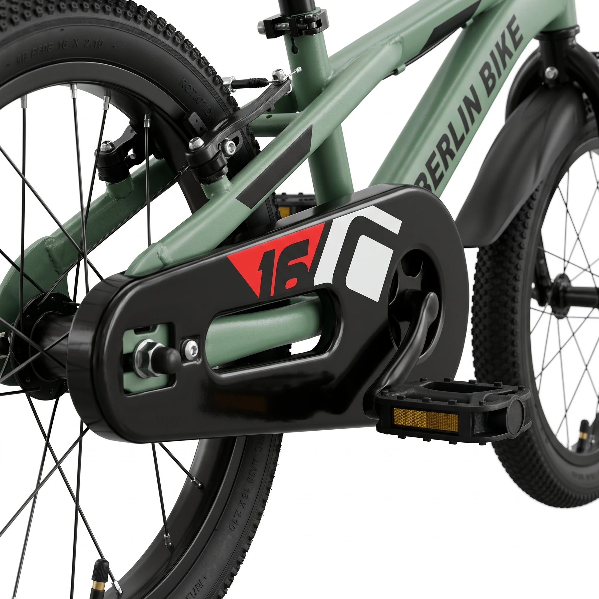 Berlin Bike Cross-børnecykel 16 tommer, detalje af kædeskærm og pedal, grøn