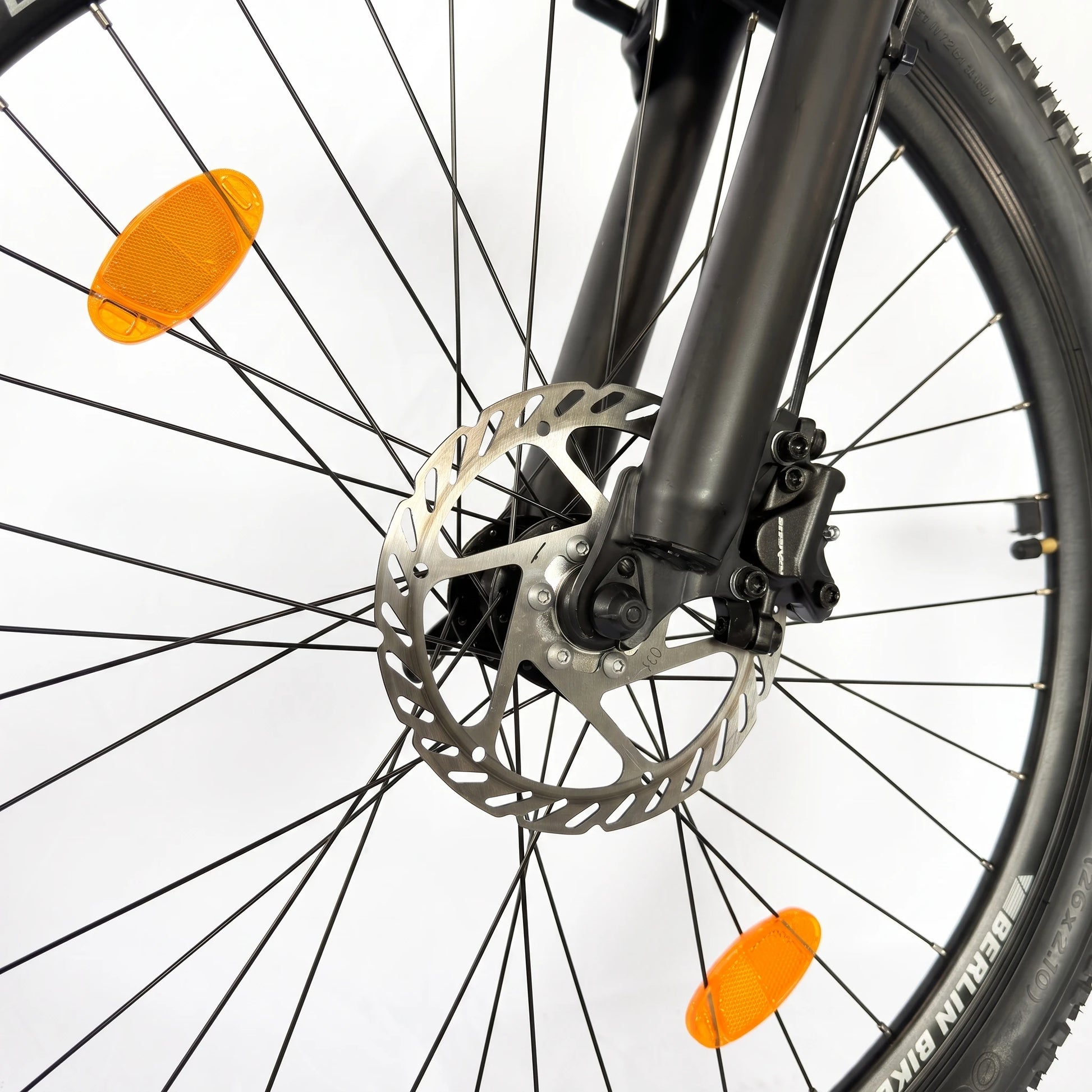 Berlin Bike MTB1 mountainbike 26 tommer detalje af skivebremse sort blå